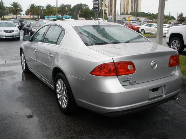 Buick Lucerne 2011 photo 3