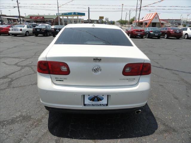 Buick Lucerne 2011 photo 1