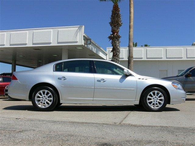 Buick Lucerne All The Whistlesbells Sedan