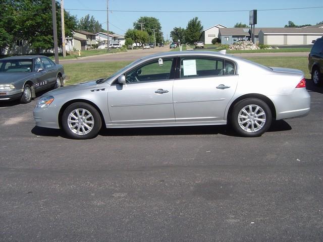 Buick Lucerne EX 4D Hardtop Sedan