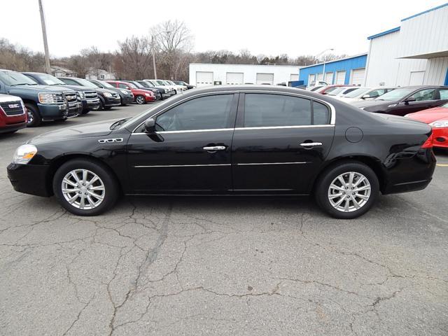 Buick Lucerne 2011 photo 3