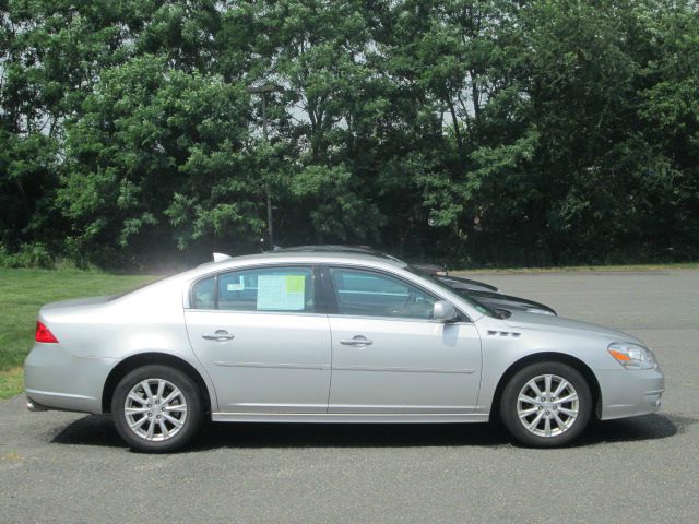 Buick Lucerne All The Whistlesbells Sedan