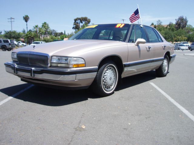Buick Park Avenue 1991 photo 3