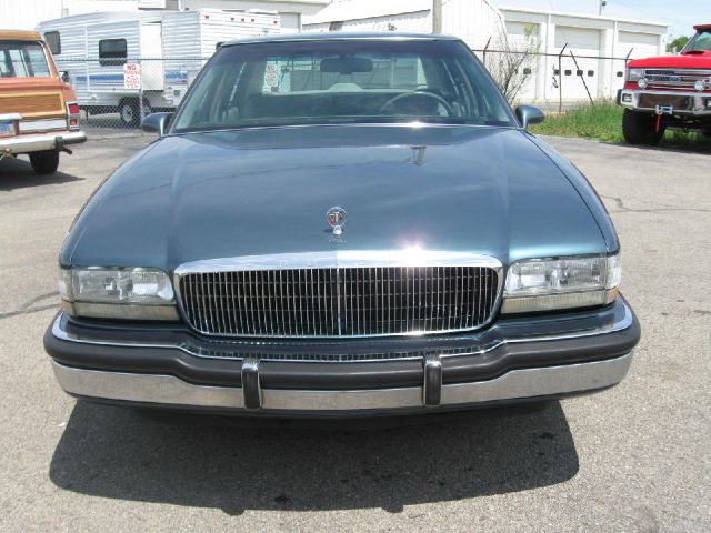 Buick Park Avenue 1993 photo 4