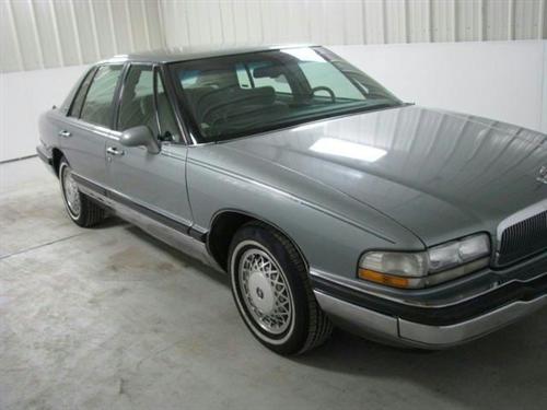 Buick Park Avenue 1993 photo 0