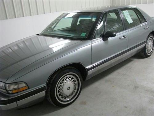 Buick Park Avenue 1993 photo 2