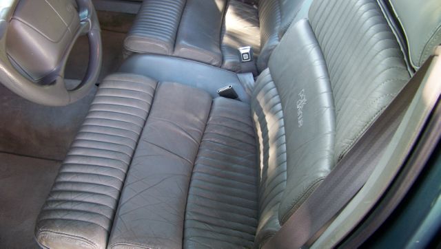 Buick Park Avenue 1994 photo 4