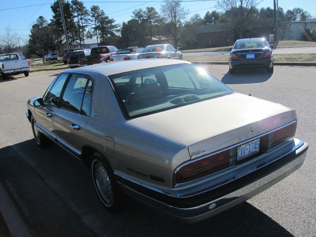 Buick Park Avenue 1994 photo 1