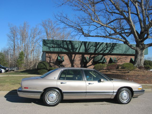 Buick Park Avenue 1994 photo 4