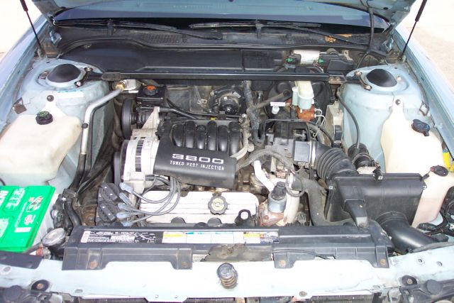 Buick Park Avenue 1994 photo 11