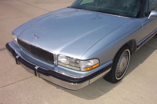 Buick Park Avenue 1994 photo 20