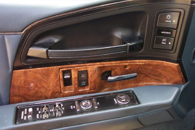 Buick Park Avenue 1994 photo 27