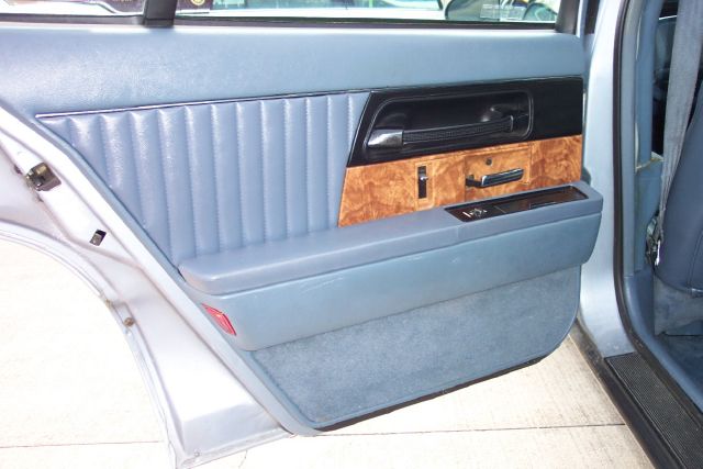 Buick Park Avenue 1994 photo 8