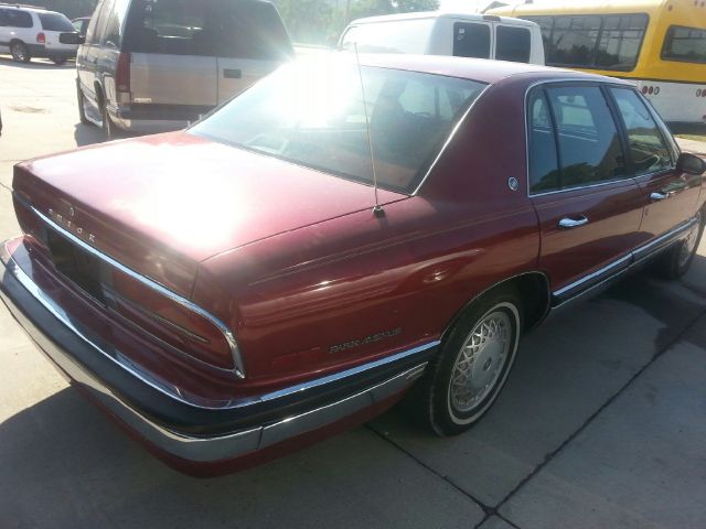 Buick Park Avenue 1994 photo 1