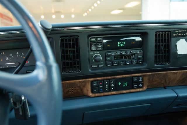 Buick Park Avenue 1995 photo 1