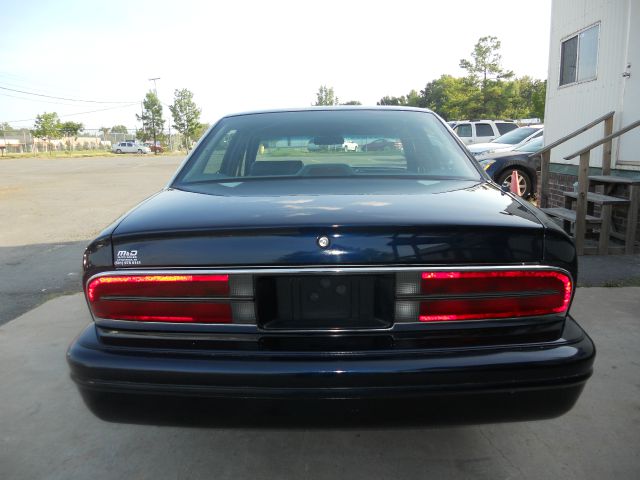 Buick Park Avenue 1995 photo 3