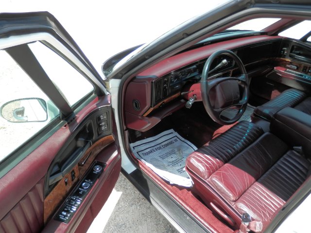 Buick Park Avenue 1995 photo 3
