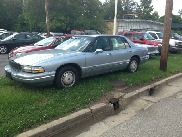 Buick Park Avenue 1995 photo 2