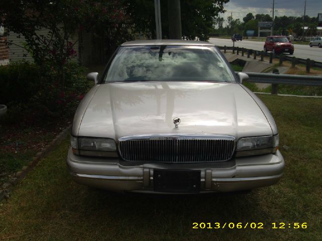 Buick Park Avenue 1996 photo 1