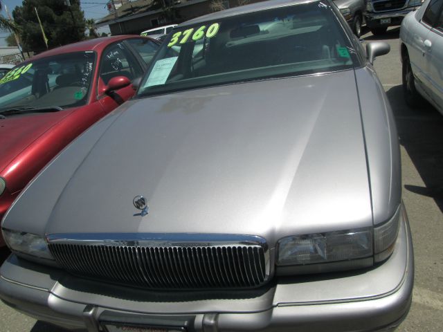 Buick Park Avenue 1996 photo 1
