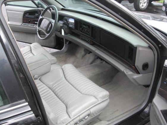 Buick Park Avenue 1996 photo 4