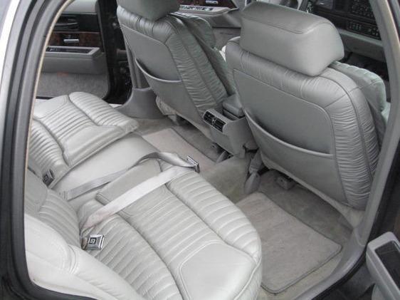 Buick Park Avenue 1996 photo 6
