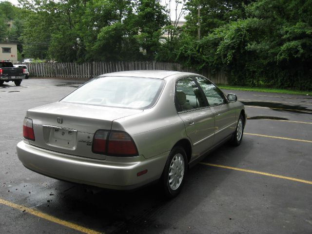 Buick Park Avenue 1997 photo 1