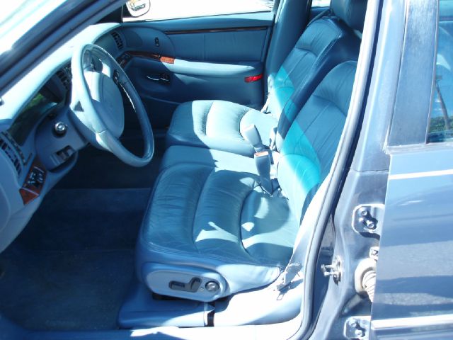 Buick Park Avenue 1997 photo 17