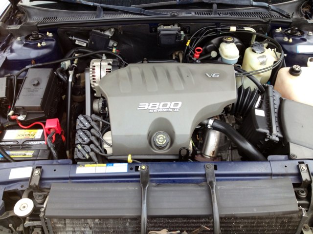 Buick Park Avenue 1999 photo 1