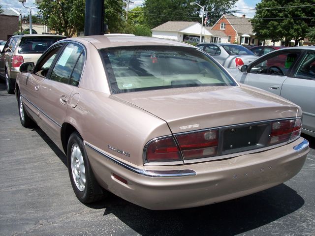 Buick Park Avenue 1999 photo 1