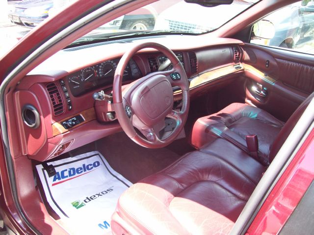 Buick Park Avenue Base Sedan