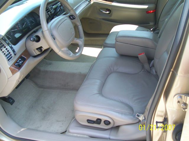 Buick Park Avenue Base Sedan