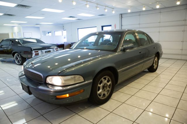 Buick Park Avenue 2000 photo 4