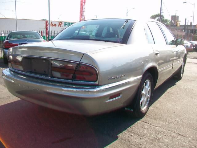 Buick Park Avenue 2000 photo 3