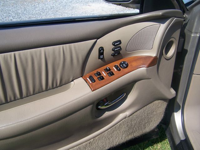 Buick Park Avenue 2000 photo 11