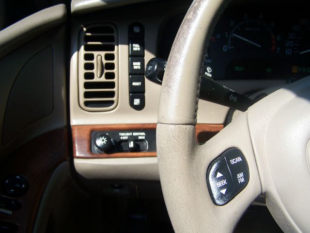 Buick Park Avenue 2000 photo 12