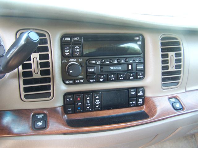 Buick Park Avenue 2000 photo 4