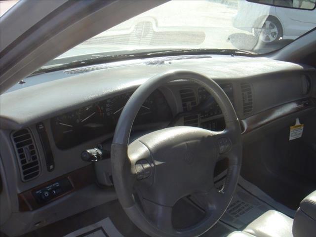 Buick Park Avenue 2001 photo 18