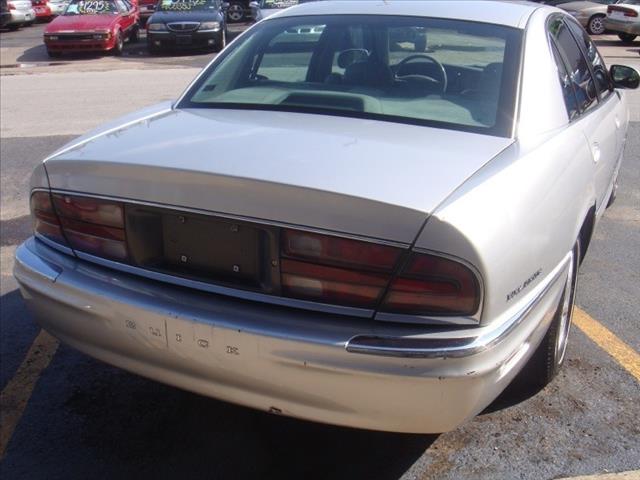 Buick Park Avenue 2001 photo 19