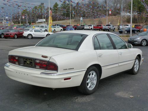 Buick Park Avenue 2002 photo 2