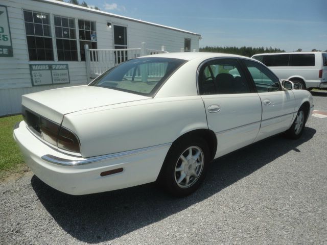 Buick Park Avenue 2002 photo 1