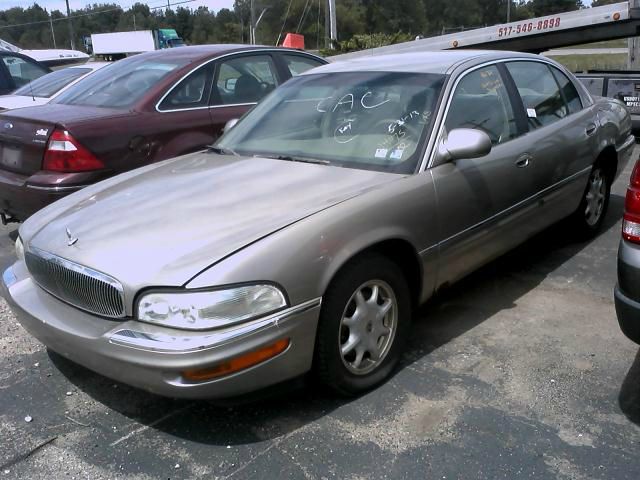 Buick Park Avenue 2002 photo 2