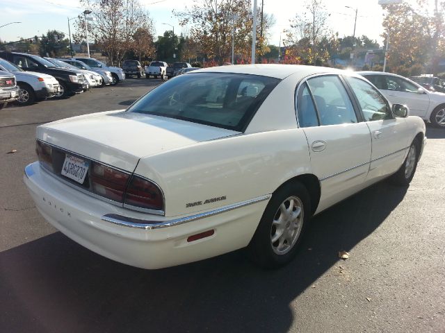 Buick Park Avenue 2002 photo 4