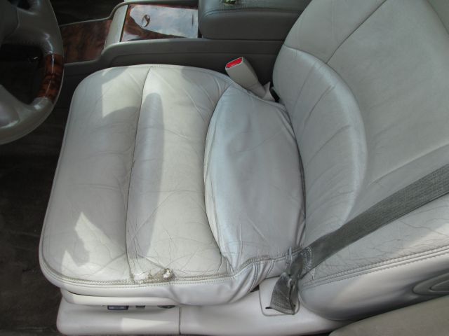 Buick Park Avenue 2003 photo 17