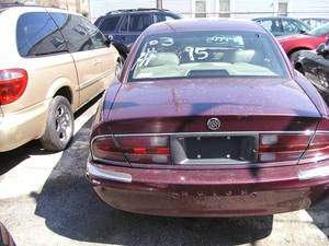 Buick Park Avenue 2003 photo 3