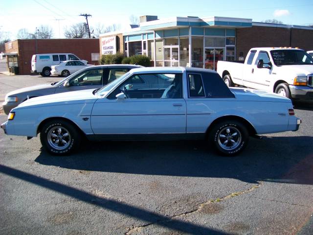 Buick REGAL 1984 photo 1