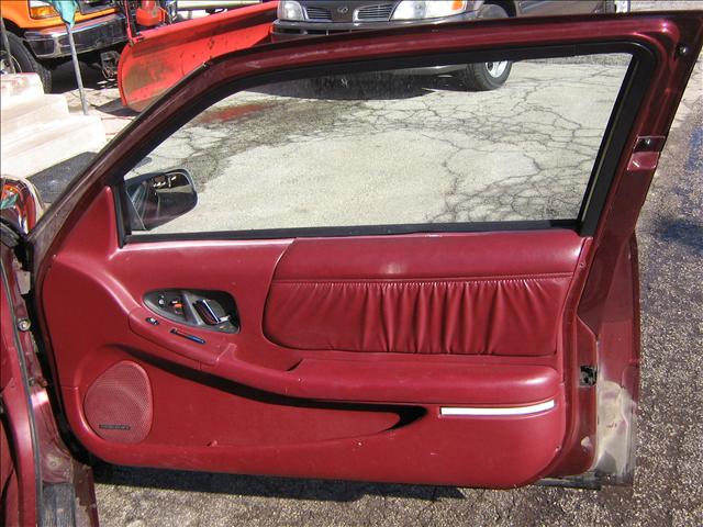 Buick REGAL 1996 photo 3