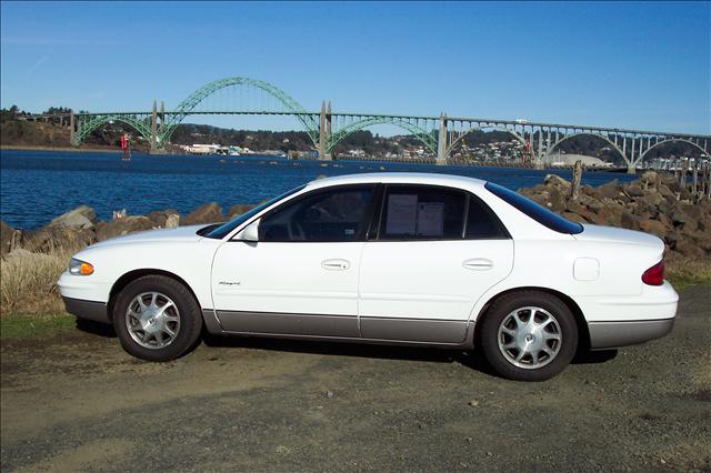 Buick REGAL 1999 photo 1