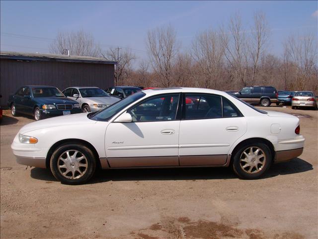 Buick REGAL 1999 photo 1