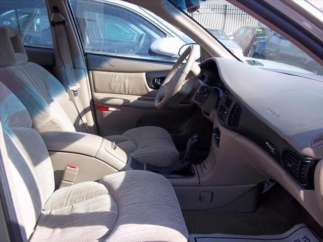 Buick REGAL 1999 photo 2